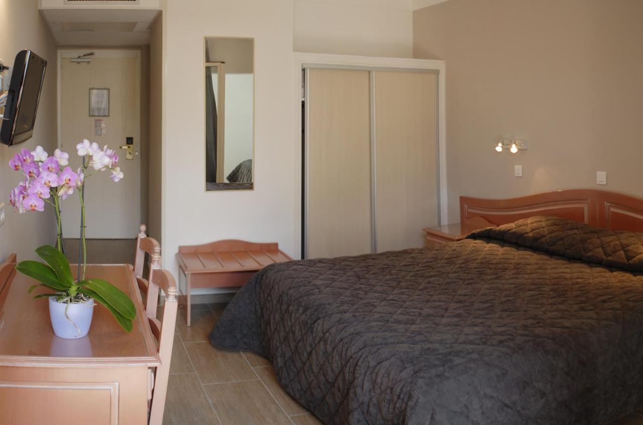 Hotel Les Eucalyptus Porto Pollo Bagian luar foto